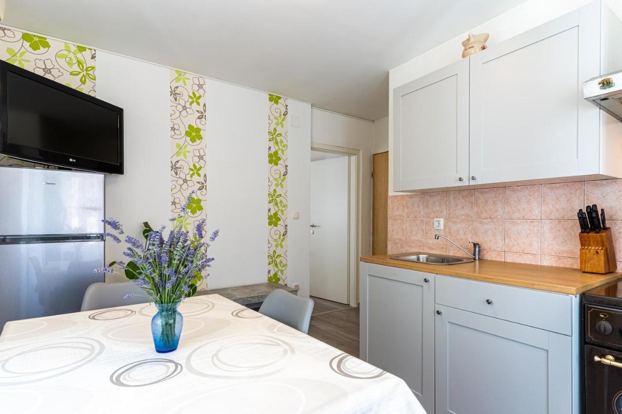 Apartman Antonija Cres Zewnętrze zdjęcie